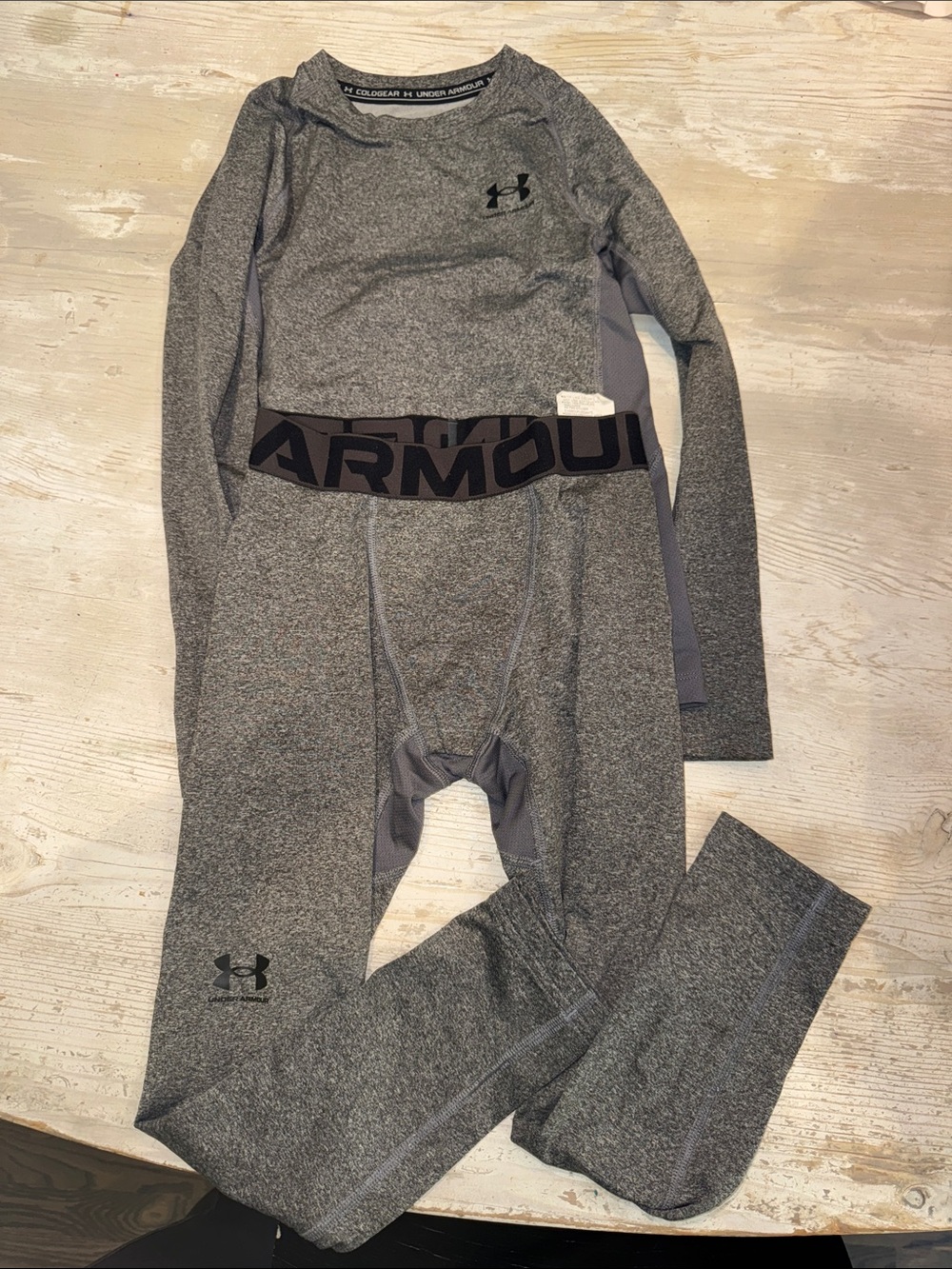 Youth Under armour Cold Gear baselayer